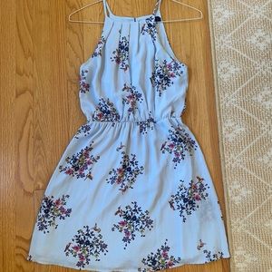 Francescas woman small light blue floral dress